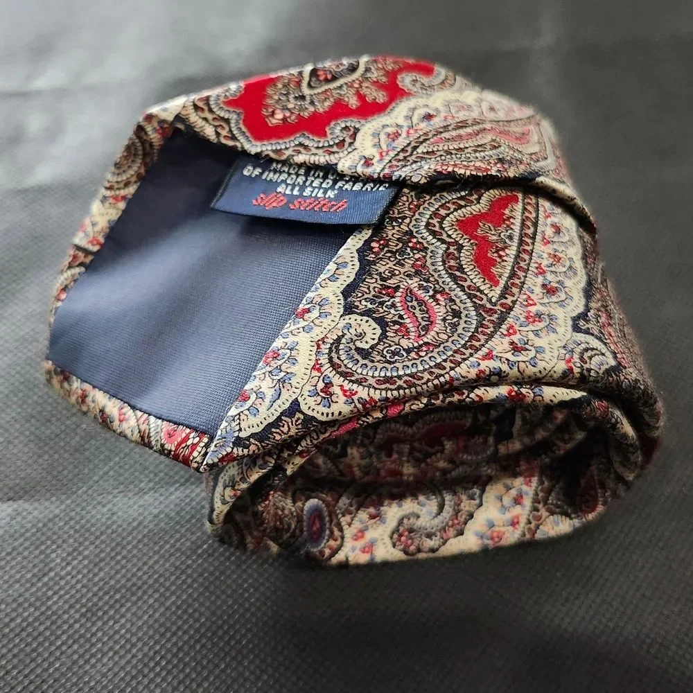 Ada Red and Gray Paisley Tie
